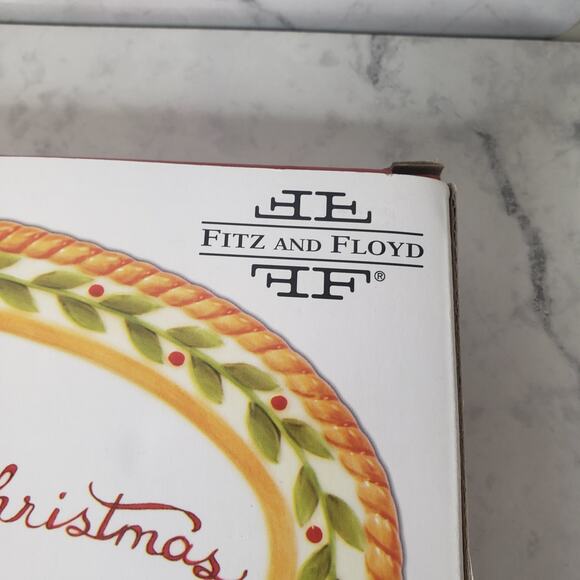 FITZ and FLOYD Vintage Santa pattern sentiment candy serving tray - Picture 7 of 8